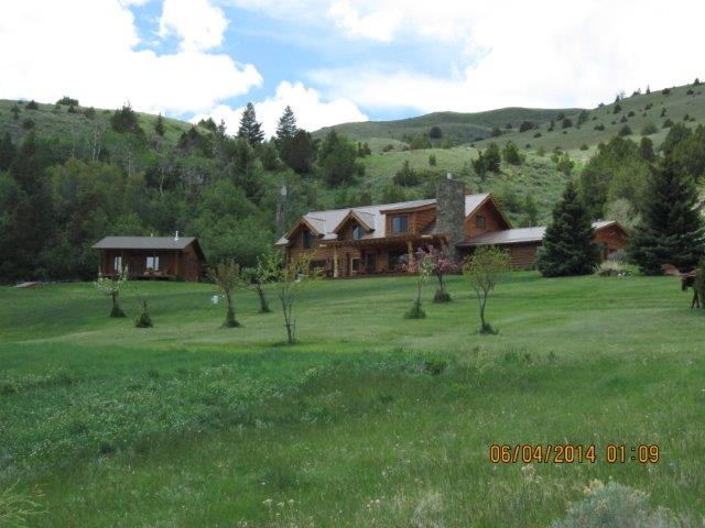 Homes and landscape in the B&E exterior portfolio